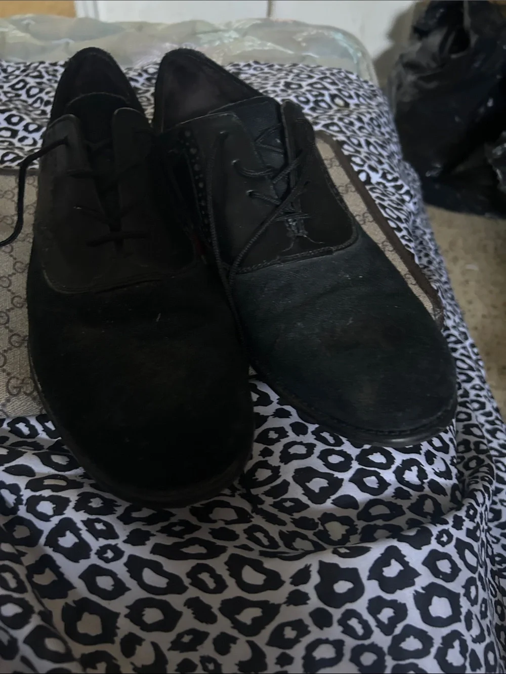 Men's John varvatos classic Black Leather Dress Shoes